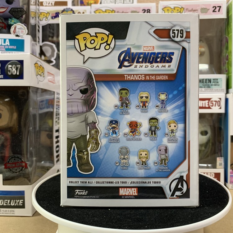 Купить Avengers: Endgame Casual Thanos with Gauntlet Pop! Vinyl Figure 